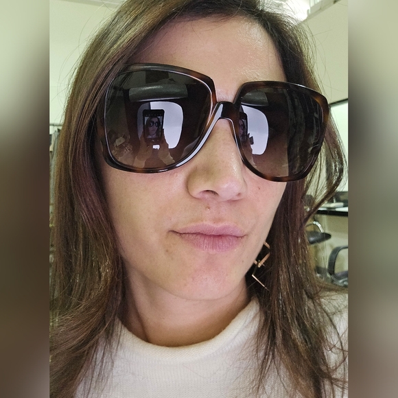 Celine Oversized Sunglasses. - Picture 6 of 6